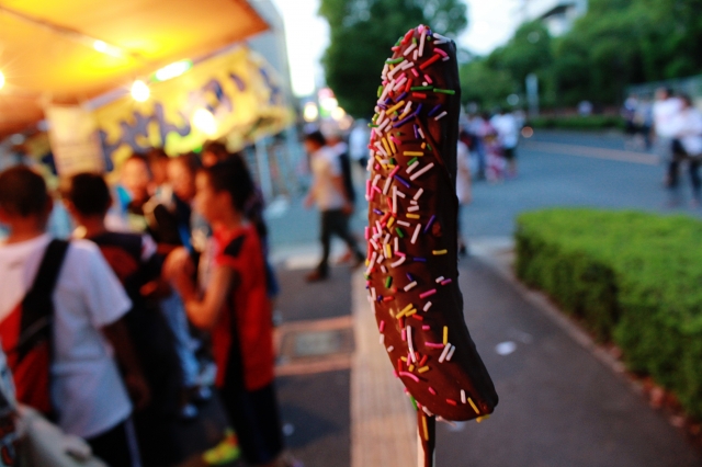 soku_02922.jpg :: 風景 街並み 祭りの風景 祭り 夏祭り バナナチョコレート 