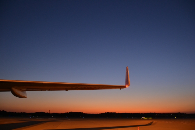 soku_05349.jpg :: 乗り物 交通 航空機 飛行機 主翼 