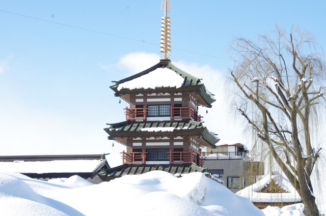 soku_08149.jpg :: 建築 建造物 塔 風景 自然 雪景色 