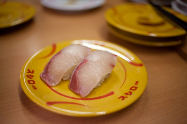 soku_09226.jpg :: 食べ物 和食 寿司 回転寿司 スシロー 鰤 