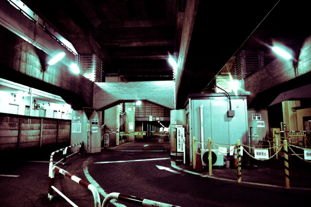soku_09519.jpg :: 吉祥寺 ガード下 高架橋 (^_^) 