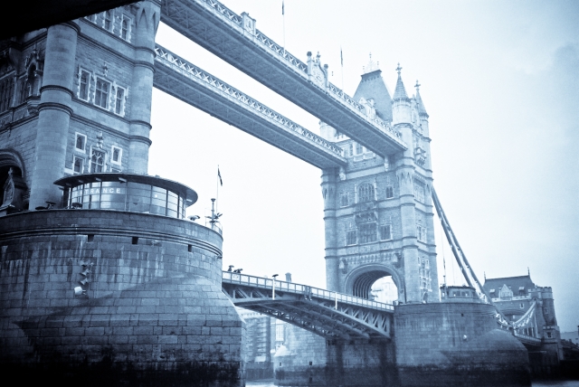 soku_09559.jpg :: ロンドンブリッジ 風景 街並み ランドマーク 橋 