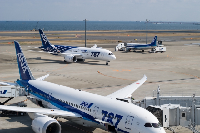 soku_11770.jpg :: 風景 街並み 空港 乗り物 交通 航空機 飛行機 B.787 