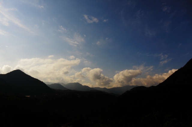 soku_12295.jpg :: PowerShotS95 風景 自然 空 山 