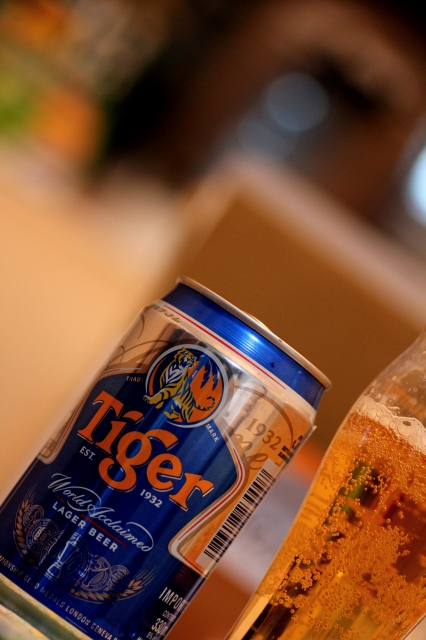 soku_13840.jpg :: 飲み物 ドリンク 酒 ビール Tiger 