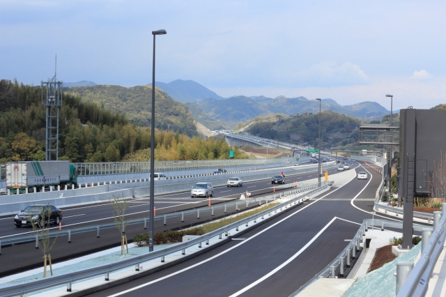 soku_14694.jpg :: 乗り物 交通 道路 高速道路 新東名高速道路 藤枝パーキングエリア 藤枝PA 