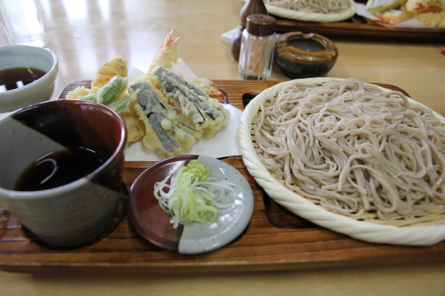 soku_17824.jpg :: 食べ物 麺類 蕎麦 そば 天ぷらそば 