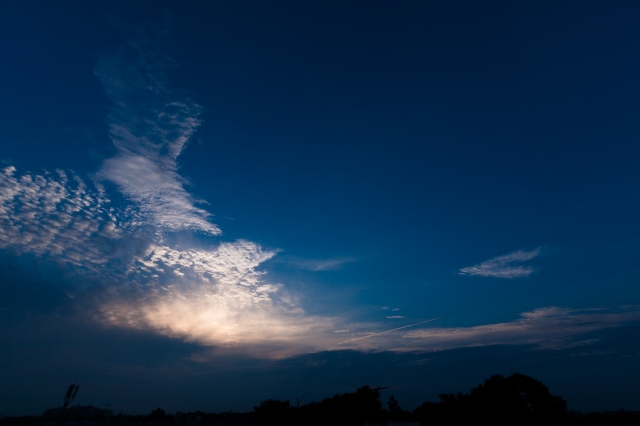 soku_18434.jpg :: 空 雲 飛行機 飛行機雲 影 