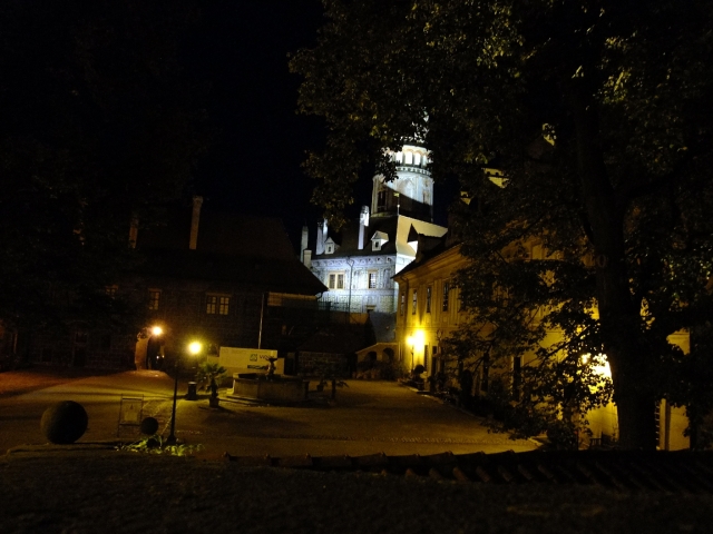soku_18824.jpg :: チェスキー・クルムロフ城 夜景 