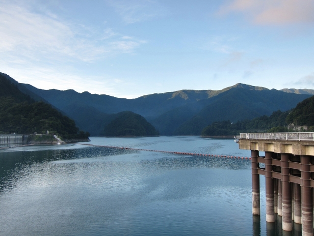 soku_20810.jpg :: PowerShotS95 風景 自然 水分 コンデジ埼玉 lock 湖 奥多摩湖 HDR 