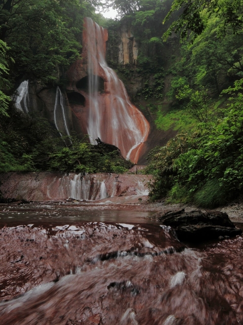 soku_21697.jpg :: PowerShotS95 風景 自然 水分 コンデジ埼玉 lock 嫗仙の滝 滝 カメラの寿命を縮めますw 