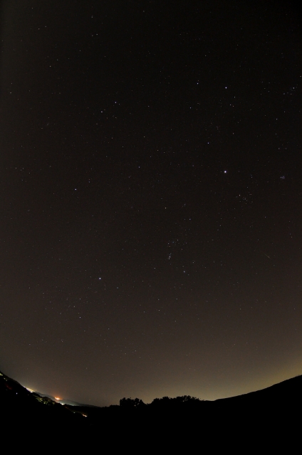 soku_21736.jpg :: 風景 自然 天体 星空 オリオン座流星群 流れ星 