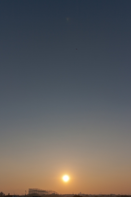 soku_22039.jpg :: 夕日 空 ヘリコプター 風景 