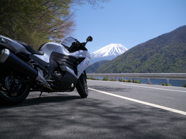 soku_26617.jpg :: 乗り物 交通 自動車 オートバイ バイク 風景 自然 山 富士山 
