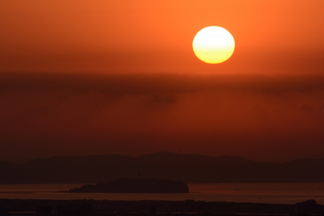 soku_29752.jpg :: 風景 自然 空 朝日 朝焼け 日の出 江の島 