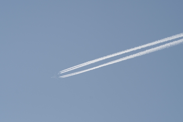 soku_30099.jpg :: 乗り物 交通 航空機 飛行機 旅客機 飛行機雲 