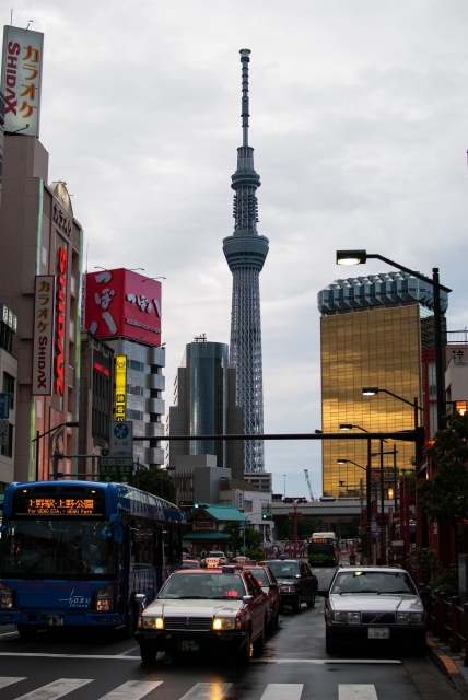 soku_31023.jpg :: 風景 街並み 都市の風景 繁華街 建築 建造物 塔 タワー 東京スカイツリー 