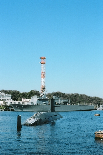 soku_31229.jpg :: 乗り物 交通 船 潜水艦 海上自衛隊 横須賀 田浦港 廃棄潜水艦 