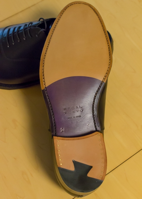soku_32416.jpg :: リーガルBTO_STRAIGHT TIP、ROUND TOE、KIP、NATURAL×PURPLE STAIN、HALF.PROTECTOR HEEL(Brass Nail) 雑貨 物 靴 ソール 