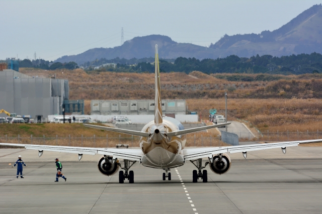 soku_33399.jpg :: 乗り物 交通 航空機 飛行機 旅客機 富士山静岡空港 