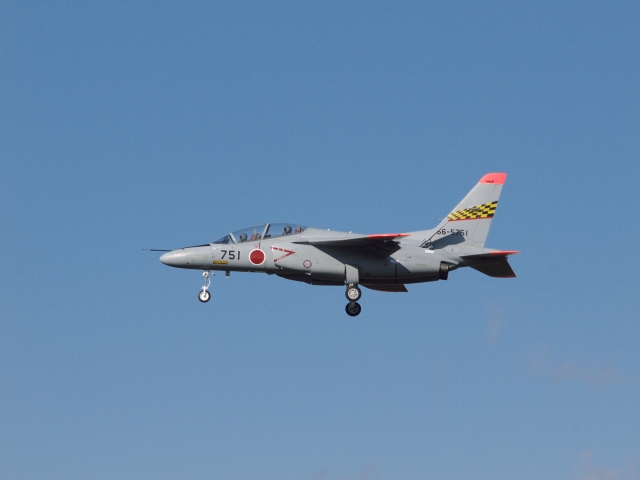 soku_33826.jpg :: 岐阜基地 練習機 T.4(中等練習機) 乗り物 交通 航空機 飛行機 軍用機 