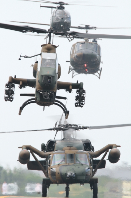 soku_34504.jpg :: 明野駐屯地航空祭 UH.60J 救難ヘリ AH.1S 対地 対戦車 攻撃ヘリコプター 