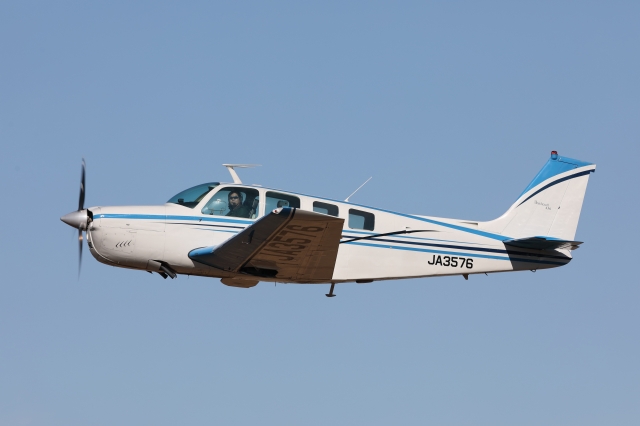 soku_35349.jpg :: 乗り物 交通 航空機 飛行機 旅客機 小型飛行機 