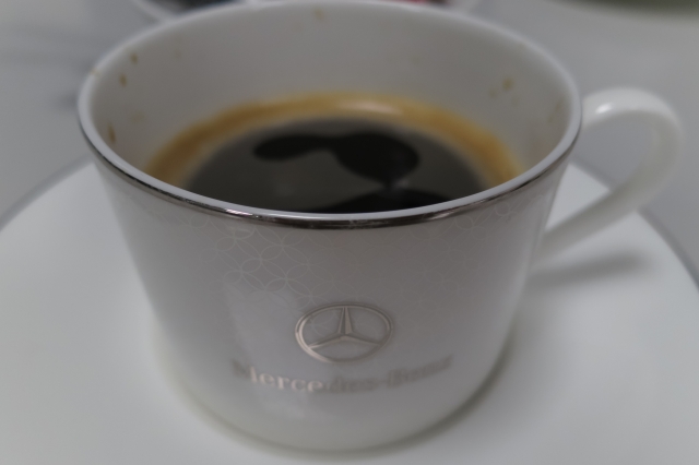 soku_36011.jpg :: 飲み物 ドリンク コーヒー コーヒーカップ メルセデス 