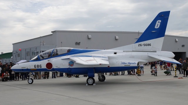 soku_36643.jpg :: 松島基地航空祭2019 ブルーインパルス T-4 乗り物 交通 航空機 飛行機 軍用機 