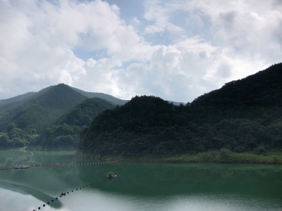 soku_03081.jpg :: PowerShotS95 自然 風景 湖 雲 山 水分 梅田湖 HDR 