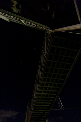 soku_07144.jpg :: 月食 三鷹跨線橋 風景 自然 天体 月 皆既月食 (^_^) 