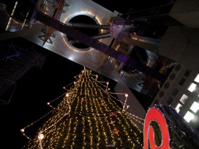 soku_07632.jpg :: ぼっち クリスマスツリー 大阪 新梅田シティ 
