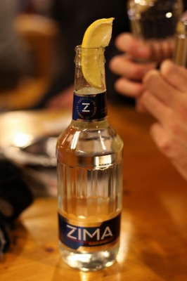 soku_08036.jpg :: 飲み物 ドリンク 酒 ZIMA 