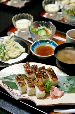 soku_08808.jpg :: 食べ物 和食 寿司 押し寿司 