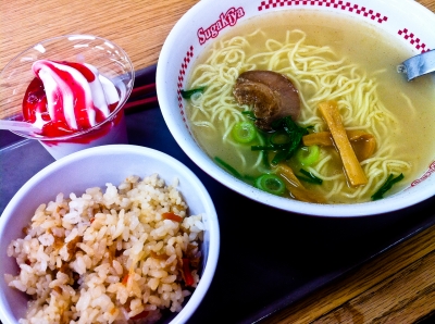 soku_09136.jpg :: 食べ物 麺類 ラーメン 半チャーハン 