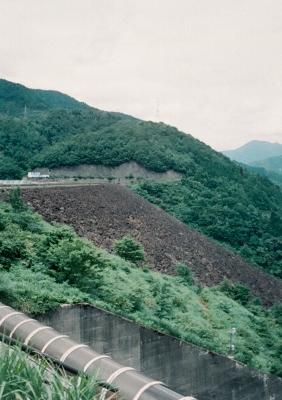 soku_09951.jpg :: 風景 自然 山 崖 フィルム 銀塩 