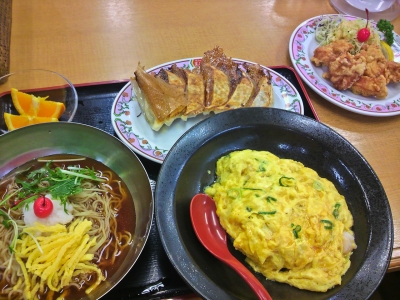 soku_09961.jpg :: 食べ物 麺類 ラーメン 焼き餃子 天津丼 