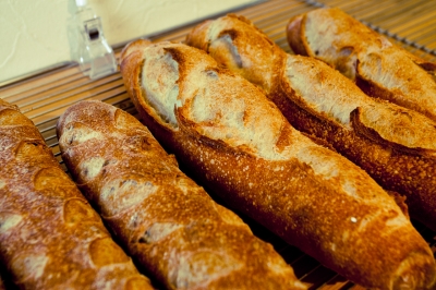soku_10788.jpg :: 食べ物 パン フランスパン 