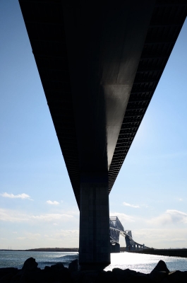 soku_11066.jpg :: 建築 建造物 橋 風景 街並み ランドマーク 東京ゲートブリッジ 