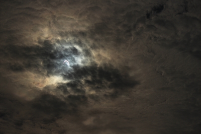 soku_16597.jpg :: 風景 自然 天体 太陽 日食 金環日食 四国地方北部 雲フィルター 