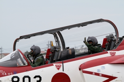 soku_16649.jpg :: 練習機 T.4(中等練習機) レッドドルフィン 静浜基地航空祭 