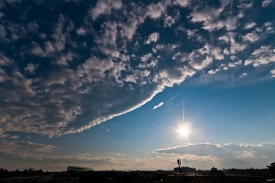 soku_17458.jpg :: 風景 自然 空 雲 逆光 