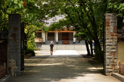 soku_18829.jpg :: 建築 建造物 神社 スナップ 人物 