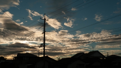 soku_19737.jpg :: 風景 自然 空 雲 建築 建造物 電柱 電線 