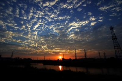 soku_20891.jpg :: 夕景 風景 自然 空 夕焼け 雲 