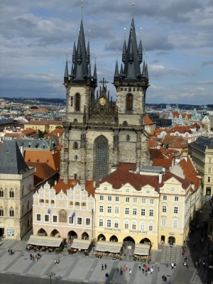 soku_21011.jpg :: プラハ ティーン教会 風景 街並み 都市の風景 外国 