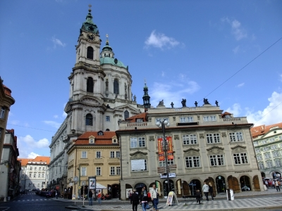 soku_21097.jpg :: プラハ 聖ミクラーシュ教会 風景 街並み 都市の風景 外国 