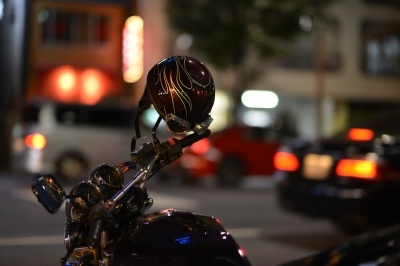 soku_21104.jpg :: ヘルメット バイク 夜景 