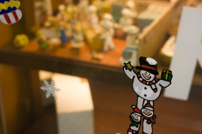 soku_23011.jpg :: クリスマス 雪だるま ショーウィンドウ 