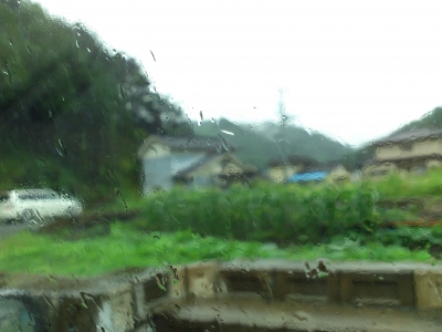 soku_27607.jpg :: 雨 ガラス 風景 自然 水滴 